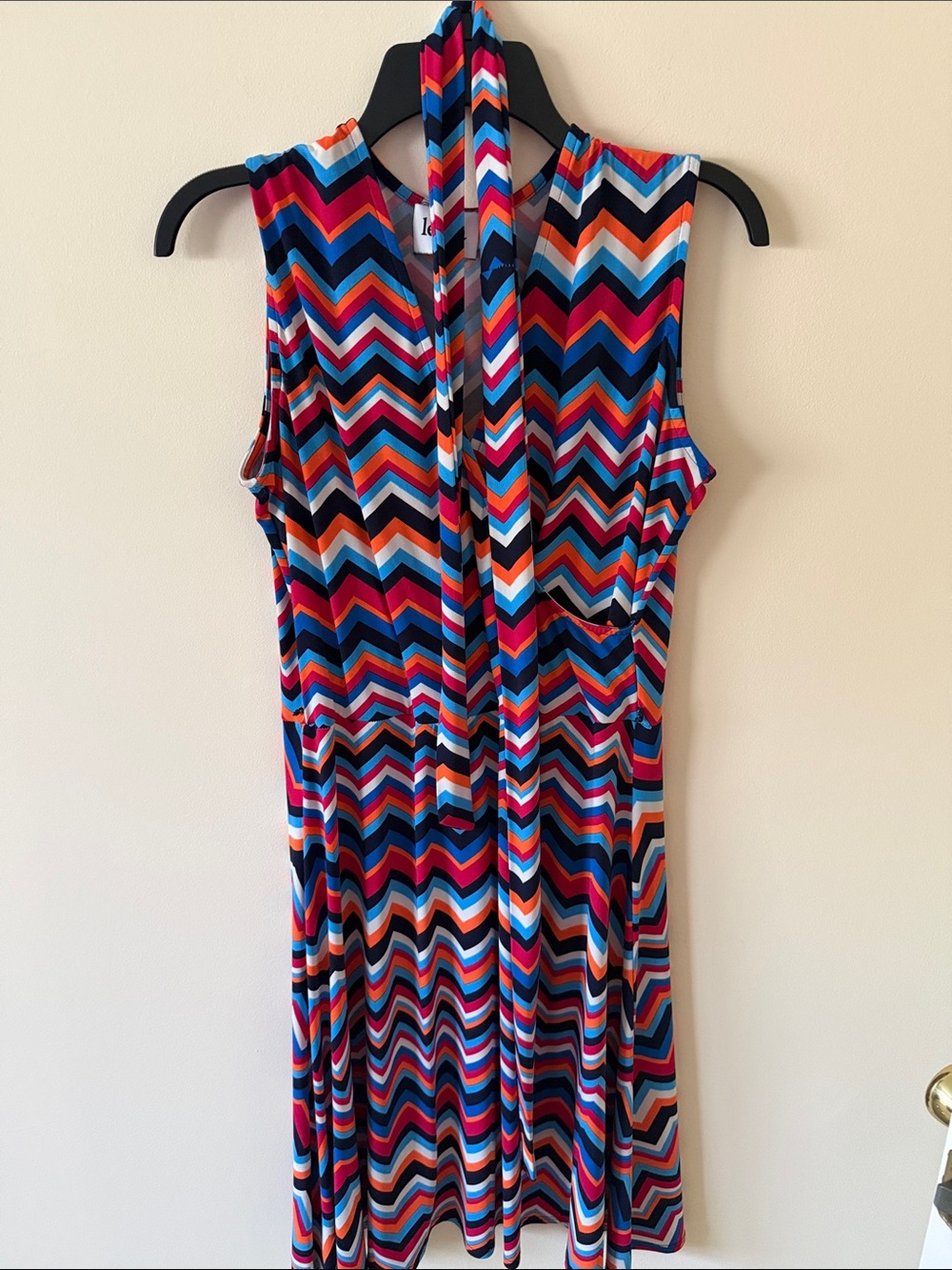 Leota Zigzag Tie-waist Sleeveless Dress in Blue, Red, Pink, Orange, Black, White